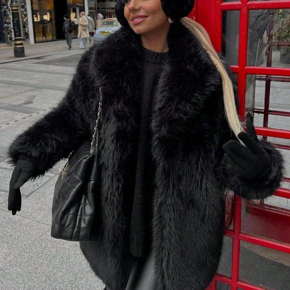 Black Casual Women's Faux Fur Jacket - Picture 2 of 5